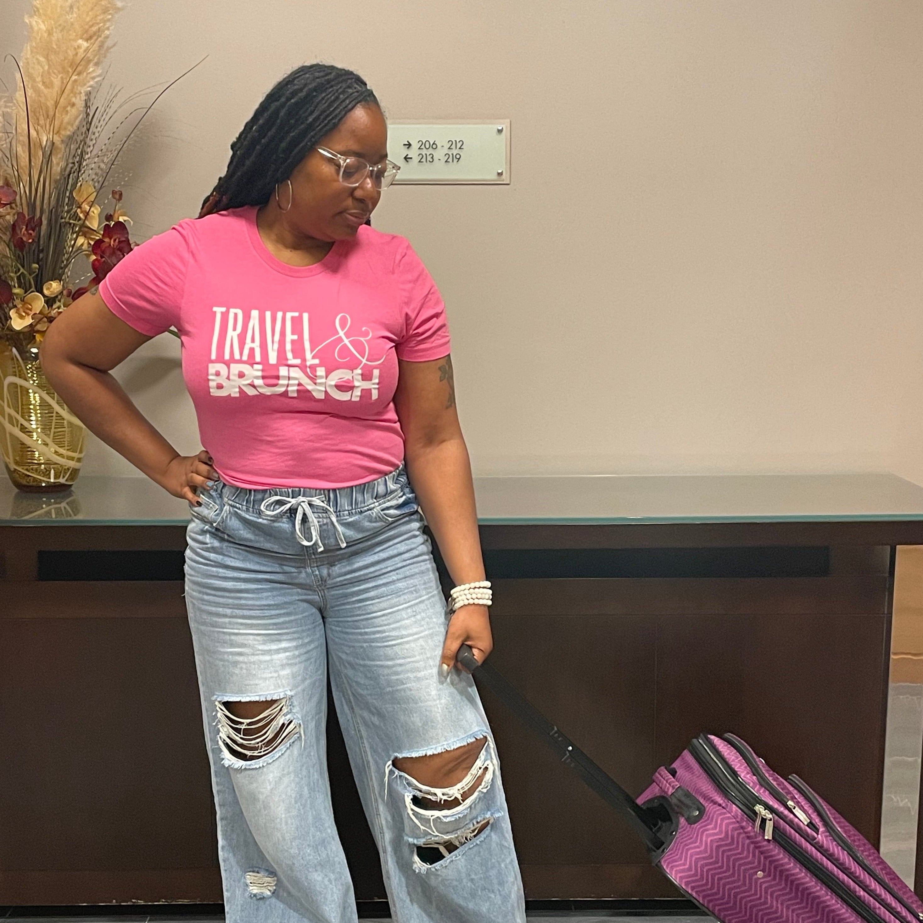Travel and Brunch pink tshirt model